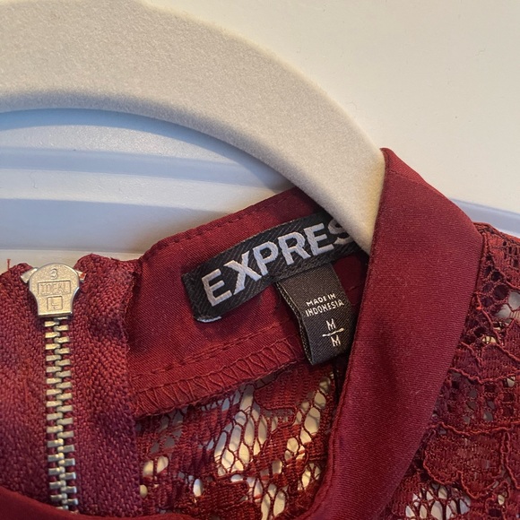 Express Lace Top - Picture 4 of 5